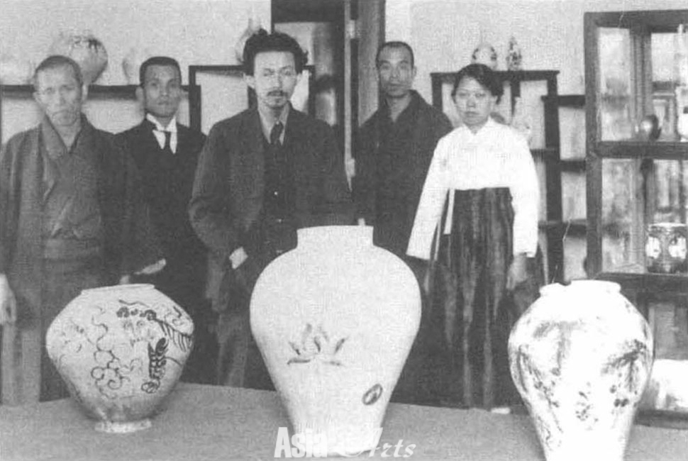 1922년 10월6일 매일신보에 실린 1922년 서울에서 개최한 조선도자전람회 사진 / 사진=도서출판 푸른역사