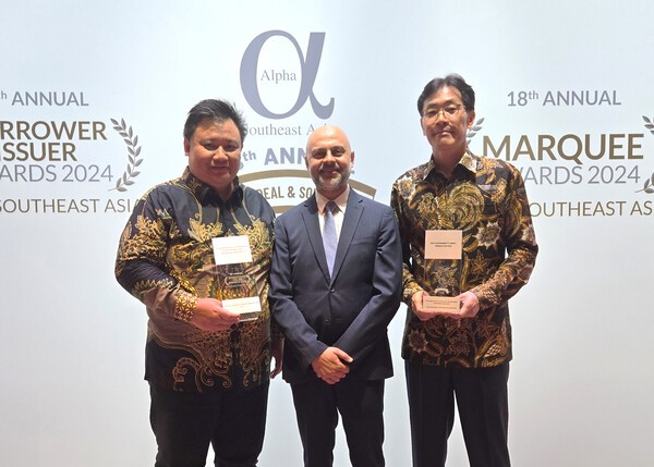 좌측부터 요하네스 W. 에드워드(Johanes W. Edward) 스핀도 CSO, 시디크 바자르왈라(Siddiq Bazarwala) 알파사우스이스트아시아 CEO, 남경훈 한국투자증권 인도네시아 법인장 [사진=한국투자증권]