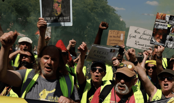 노동절을 맞아 시위에 나선 프랑스 노동자들. 사진=뉴스1