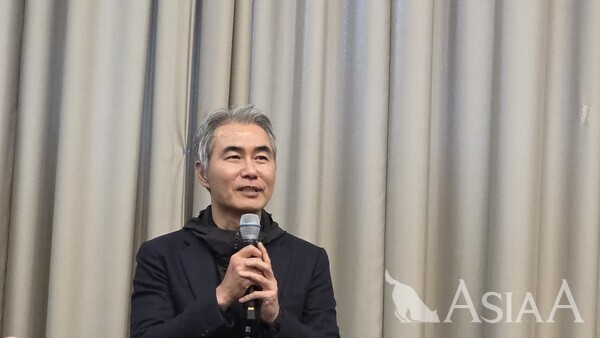 장현국 넥써쓰 대표가 13일 지스타 2025 현장에서 진행된 미디어 간담회에서 질문에 답하고 있다. [사진=이준호 기자]