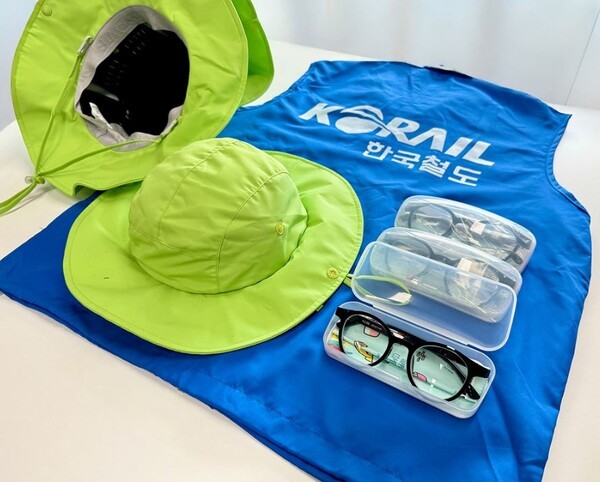 [사진 = 코레일]