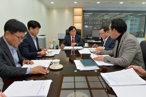 박용철 인천시 강화군수, '공약사업 로드맵' 맞춰 총력 다짐 - 뉴스 썸네일 이미지